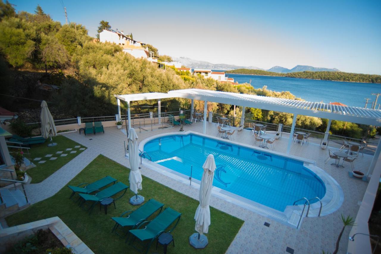 Oasis Hotel Perigiali Bagian luar foto