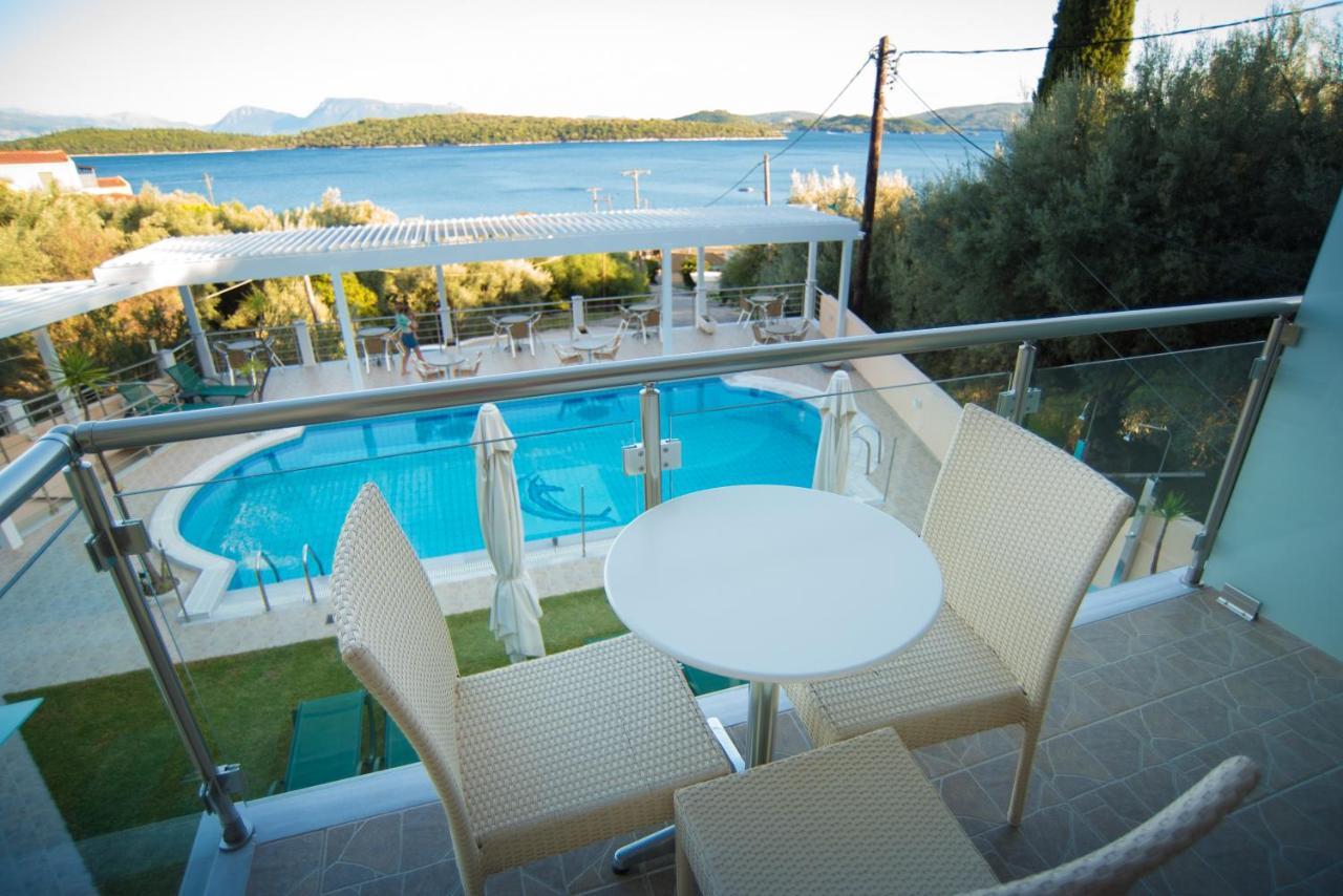 Oasis Hotel Perigiali Bagian luar foto