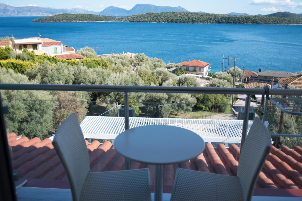 Oasis Hotel Perigiali Bagian luar foto